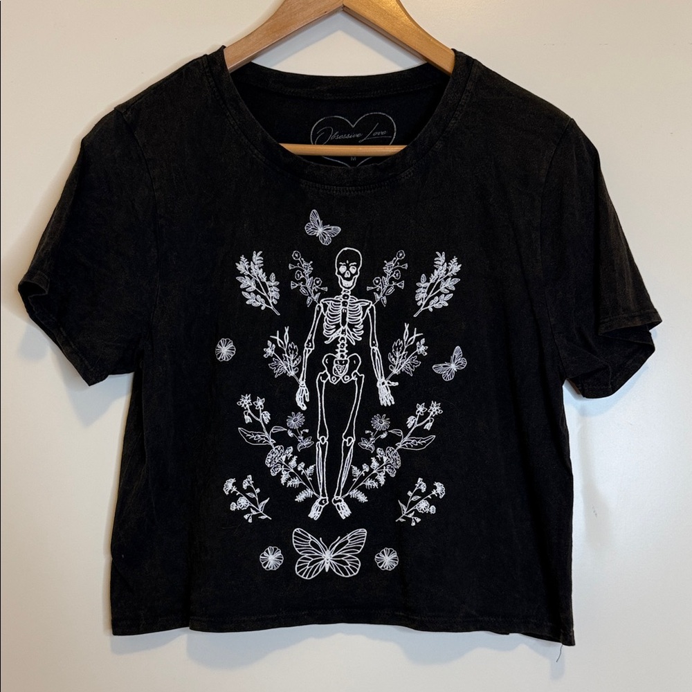 Obsessive Love Cropped Black Tee with Skeleton Graphic